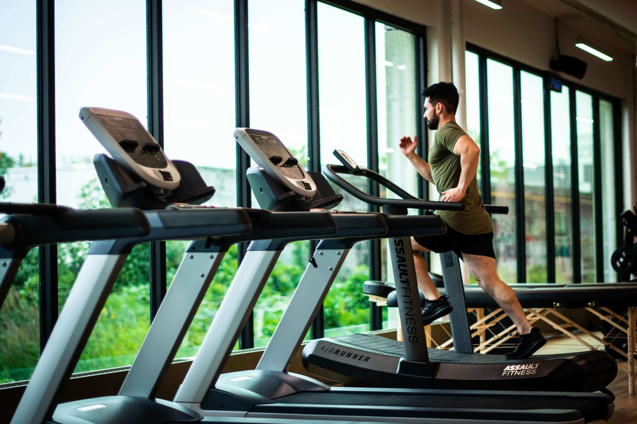 gyms that offer military discounts scaled